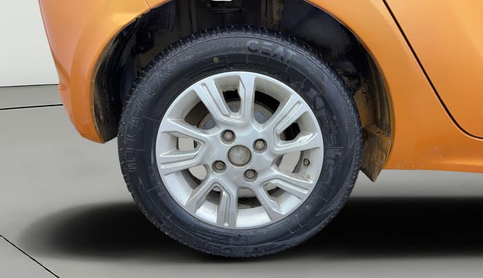 2018 Tata Tiago XZ PETROL, Petrol, Manual, 52,037 km, Right Rear Wheel