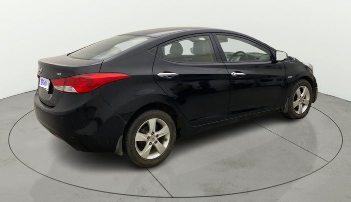 2013 Hyundai New Elantra 1.8 SX MT VTVT, Petrol, Manual, 79,054 km, Right Back Diagonal