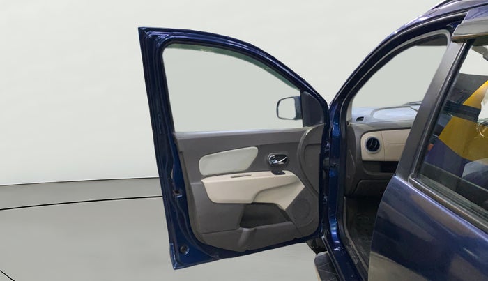 2015 Renault Lodgy 110 PS RXZ 7 STR, Diesel, Manual, 85,293 km, LHS Front Door