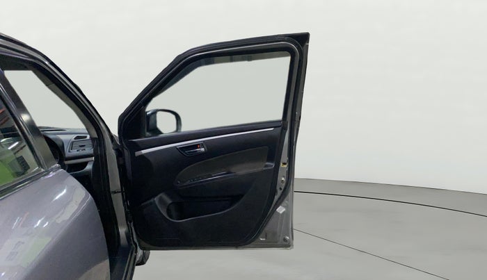 2014 Maruti Swift VDI ABS, Diesel, Manual, 66,950 km, RHS Front Door