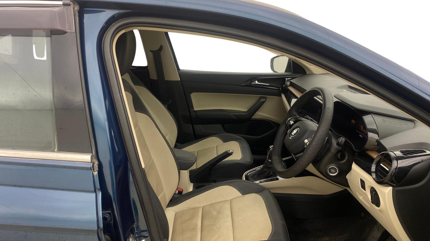 2023 Skoda SLAVIA STYLE 1.5L TSI DSG, Petrol, Automatic, 43,845 km, Right Side Front Door Cabin