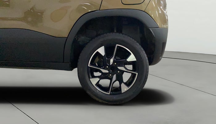 2023 Tata PUNCH CREATIVE AMT 1.2 RTN DUAL TONE, Petrol, Automatic, 30,699 km, Left Rear Wheel