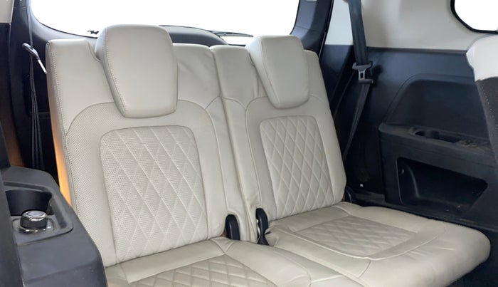 2022 Tata Safari XZ PLUS GOLD, Diesel, Manual, 47,279 km, Third Seat Row ( optional )