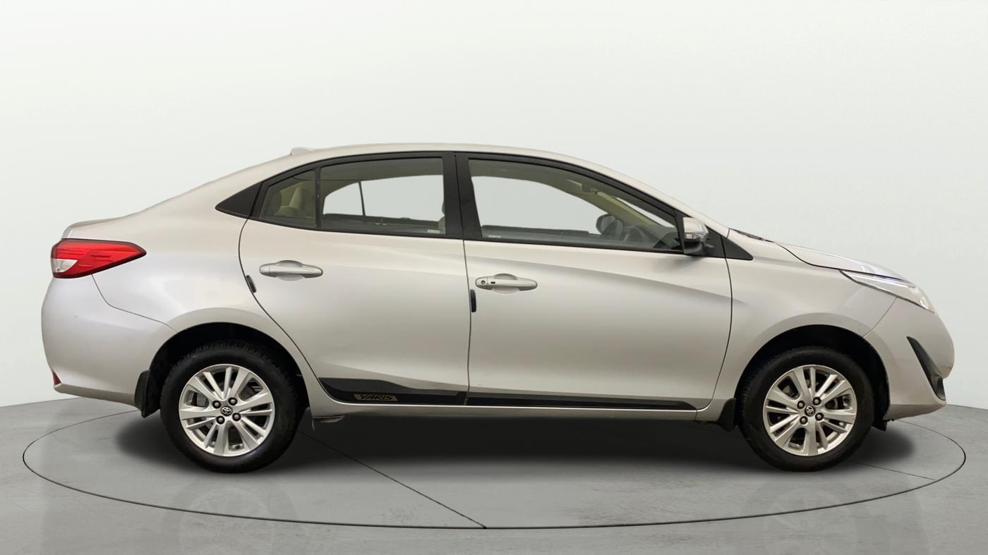 2020 Toyota YARIS G MT, Petrol, Manual, 50 km, Right Side View