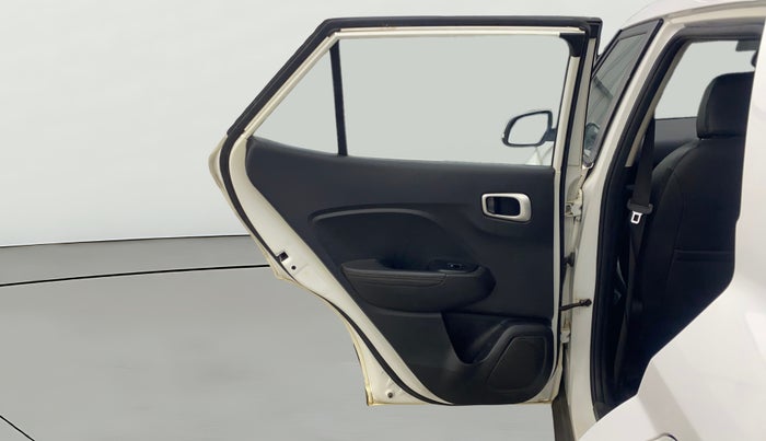 2019 Hyundai VENUE SX(O) 1.4 CRDI, Diesel, Manual, 1,27,192 km, LHS Rear Door