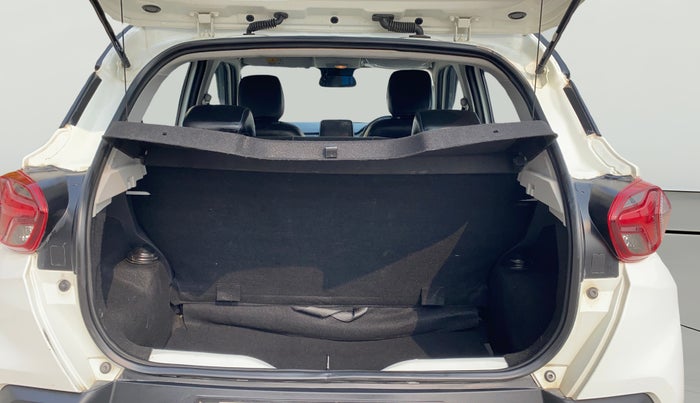 2023 Tata PUNCH CREATIVE  MT, Petrol, Manual, 10,274 km, Boot Open Zoomed View