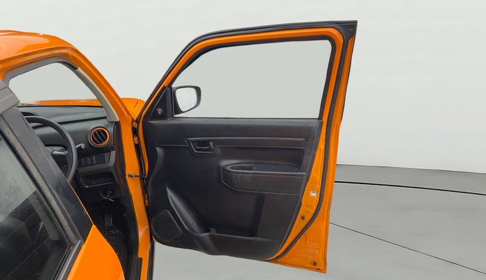 2020 Maruti S PRESSO VXI+, Petrol, Manual, 39,853 km, RHS Front Door