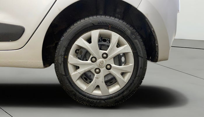 2016 Hyundai Grand i10 SPORTZ 1.2 KAPPA VTVT, Petrol, Manual, 68,138 km, Left Rear Wheel