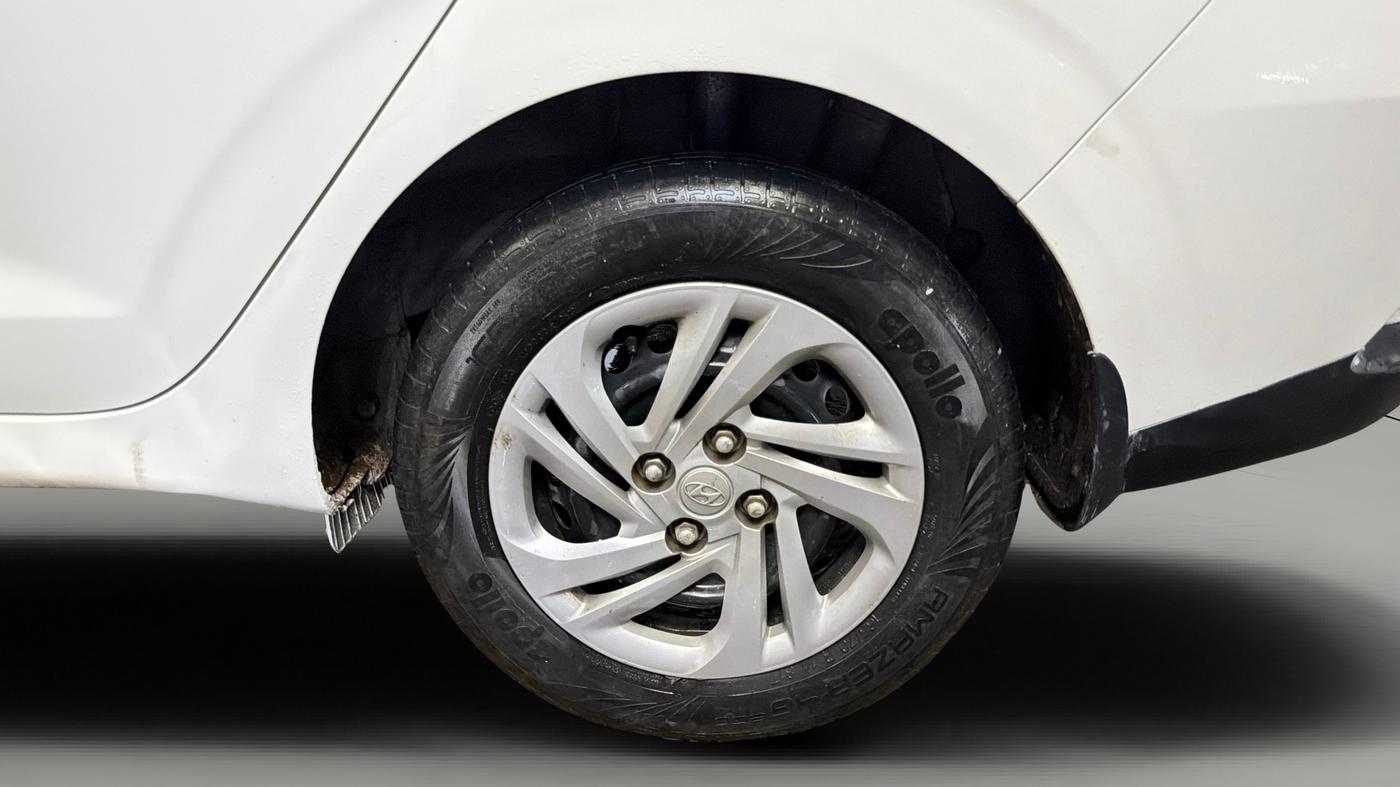 2020 Hyundai AURA S 1.2 CNG, CNG, Manual, 66,943 km, Left Rear Wheel