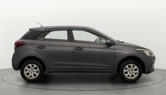 2018 Hyundai Elite i20 SPORTZ 1.2, Petrol, Manual, 1,24,745 km, Right Side View