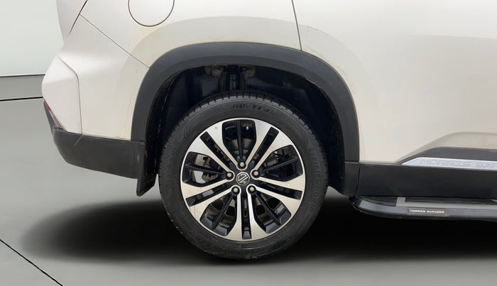 2023 MG HECTOR SAVVY PRO 1.5 TURBO CVT PETROL, Petrol, Automatic, 37,173 km, Right Rear Wheel