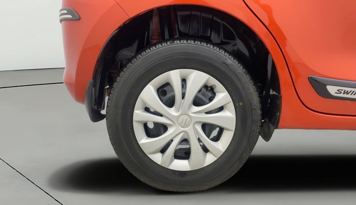 2020 Maruti Swift VXI, Petrol, Manual, 31,699 km, Right Rear Wheel