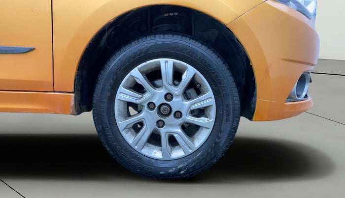 2018 Tata Tiago XZ PETROL, Petrol, Manual, 75,150 km, Right Front Wheel