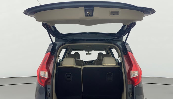 2018 Mahindra MARAZZO M6 7 STR, Diesel, Manual, 30,656 km, Boot Door Open