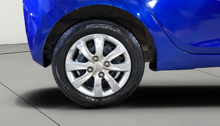 2013 Hyundai Eon SPORTZ, Petrol, Manual, 62,943 km, Right Rear Wheel