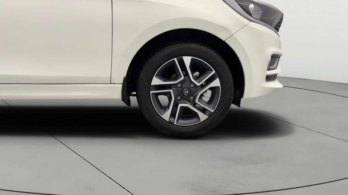 2024 Tata Tiago XZ PLUS PETROL, Petrol, Manual, 16,093 km, Right Front Wheel