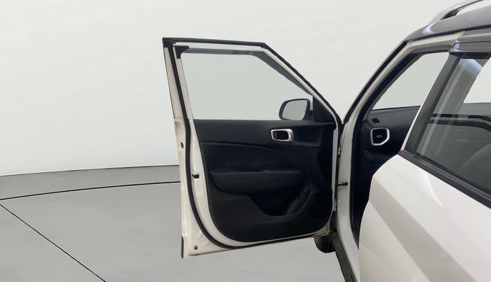 2019 Hyundai VENUE SX PLUS 1.0 TURBO DCT, Petrol, Automatic, 30,332 km, LHS Front Door