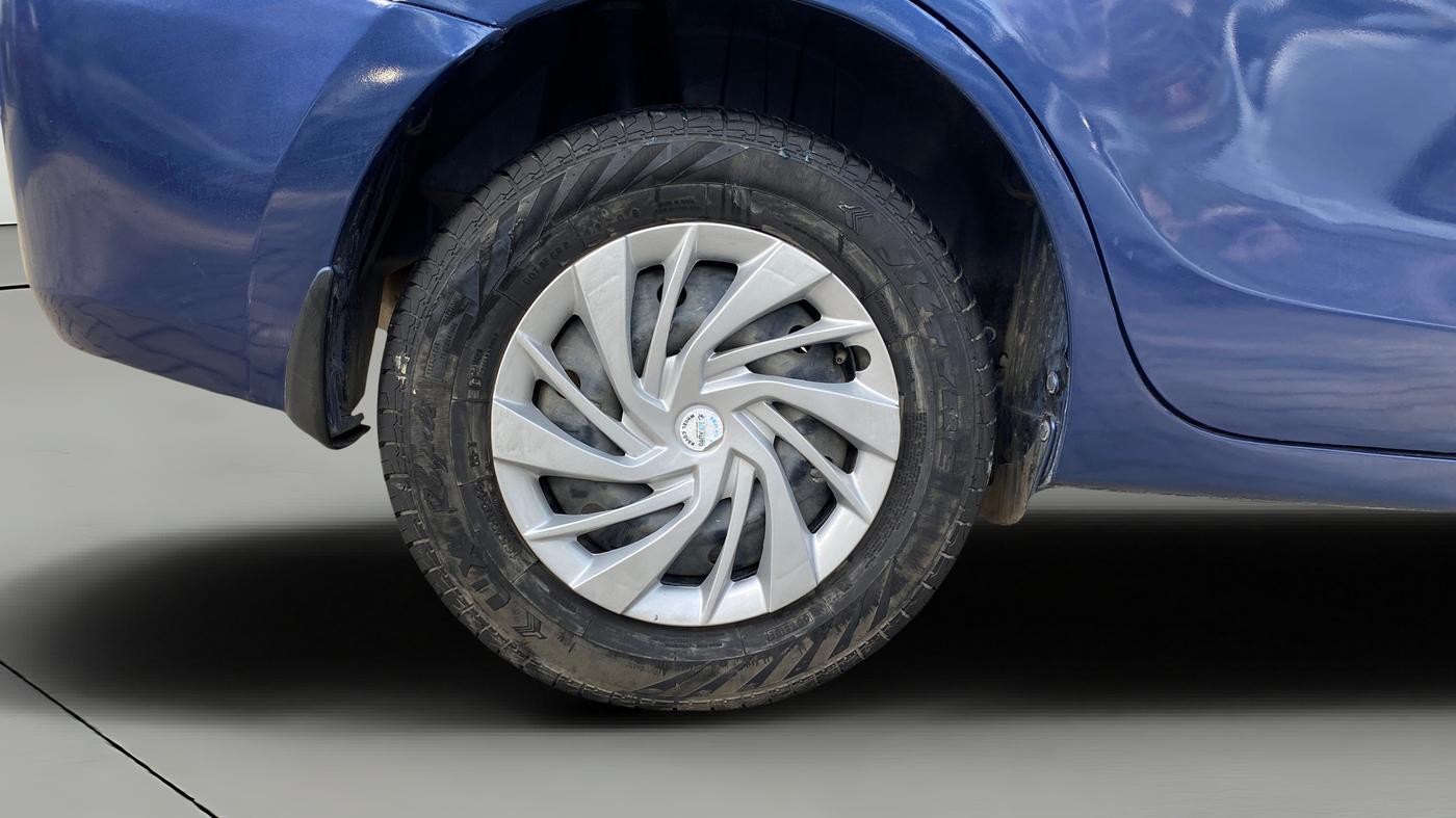 2020 Maruti Dzire VXI, Petrol, Manual, 41,484 km, Right Rear Wheel