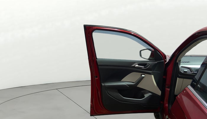 2022 Volkswagen TAIGUN TOPLINE 1.0 TSI MT, Petrol, Manual, 65,699 km, LHS Front Door