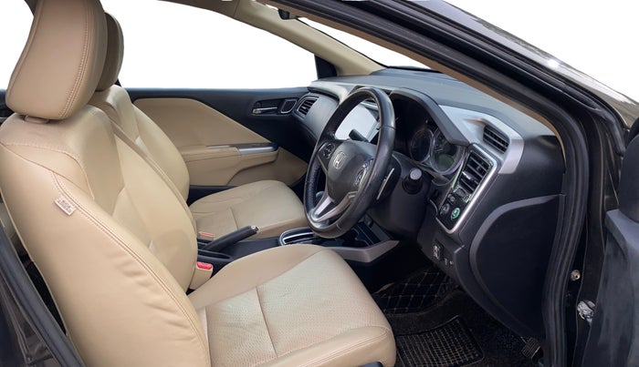 2018 Honda City 1.5L I-VTEC ZX CVT, CNG, Automatic, 97,526 km, Right Side Front Door Cabin