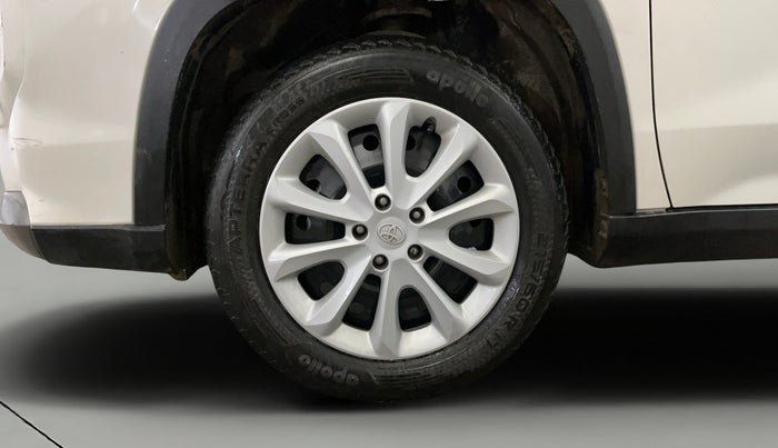 2024 Toyota URBAN CRUISER HYRYDER E NEO DRIVE, Petrol, Manual, 12,442 km, Left Front Wheel