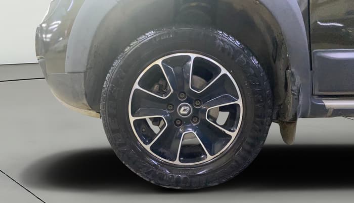 2017 Renault Duster 110 PS RXZ 4X2 AMT DIESEL, Diesel, Automatic, 74,589 km, Left Front Wheel
