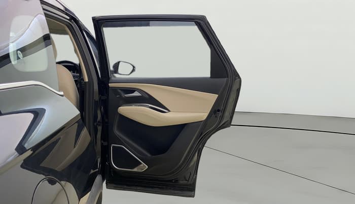 2024 MG HECTOR SAVVY PRO 1.5 TURBO CVT PETROL, Petrol, Automatic, 11,193 km, RHS Rear Door