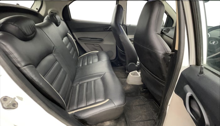 2017 Tata Tiago XT PETROL, Petrol, Manual, 69,285 km, Right Side Rear Door Cabin
