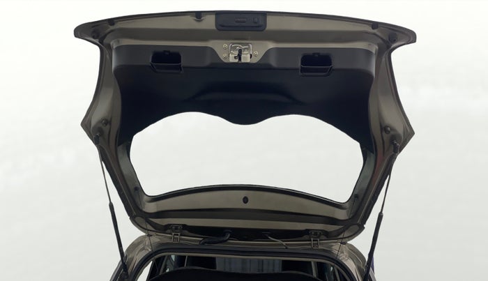 2019 Maruti Swift ZXI PLUS, Petrol, Manual, 77,148 km, Boot Door Open