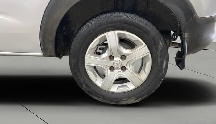 2019 Renault TRIBER RXZ, Petrol, Manual, 44,865 km, Left Rear Wheel