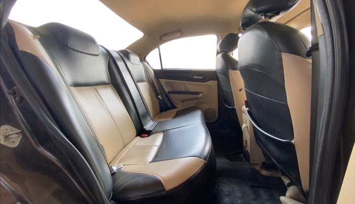 2019 Honda Amaze 1.2 V MT I-VTEC, Petrol, Manual, 74,996 km, Right Side Rear Door Cabin