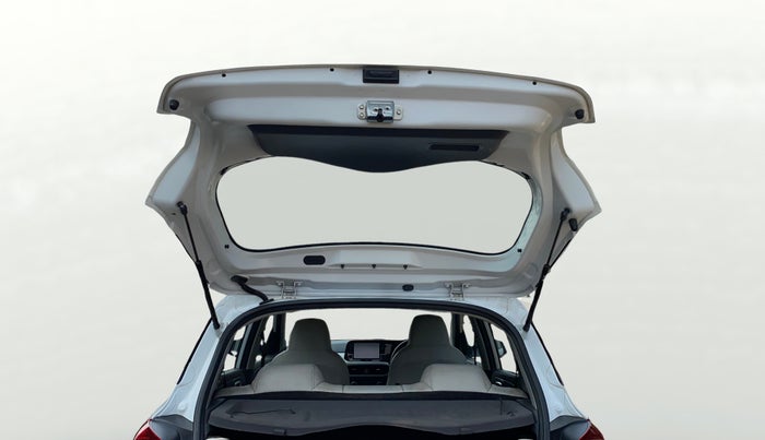 2021 Hyundai GRAND I10 NIOS SPORTZ AMT 1.2 KAPPA VTVT, Petrol, Automatic, 54,595 km, Boot Door Open