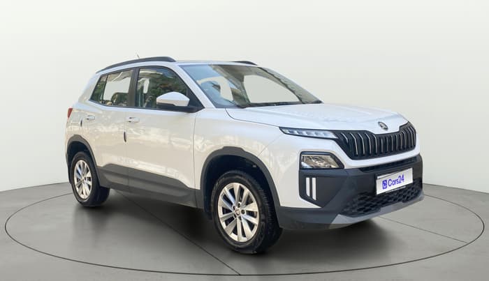 2025 Skoda Kylaq Signature AT, Petrol, Automatic, 9,569 km, Right Front Diagonal