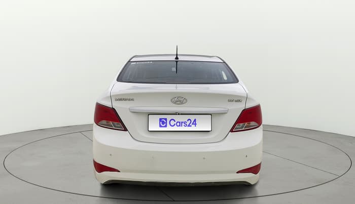 2015 Hyundai Verna FLUIDIC 1.6 VTVT SX, Petrol, Manual, 51,445 km, Back/Rear
