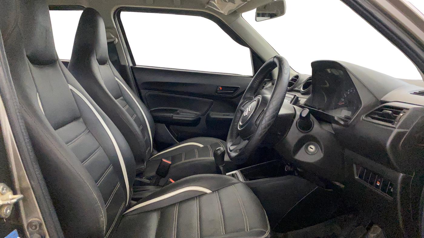 2021 Maruti Swift LXI, Petrol, Manual, 39,306 km, Right Side Front Door Cabin