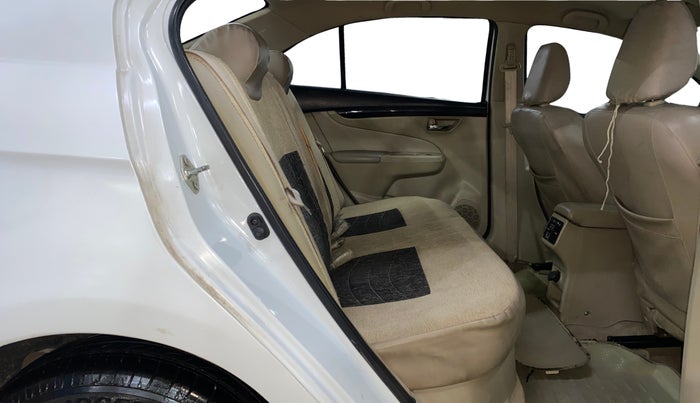 2017 Maruti Ciaz VXI+, Petrol, Manual, 88,397 km, Right Side Rear Door Cabin