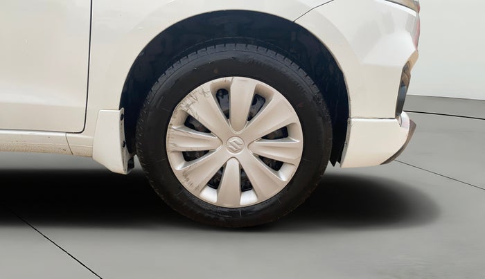 2017 Maruti Ertiga VXI, Petrol, Manual, 73,188 km, Right Front Wheel
