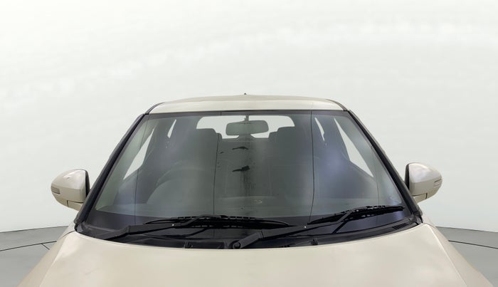 2012 Maruti Swift VXI, Petrol, Manual, 45,310 km, Front Windshield