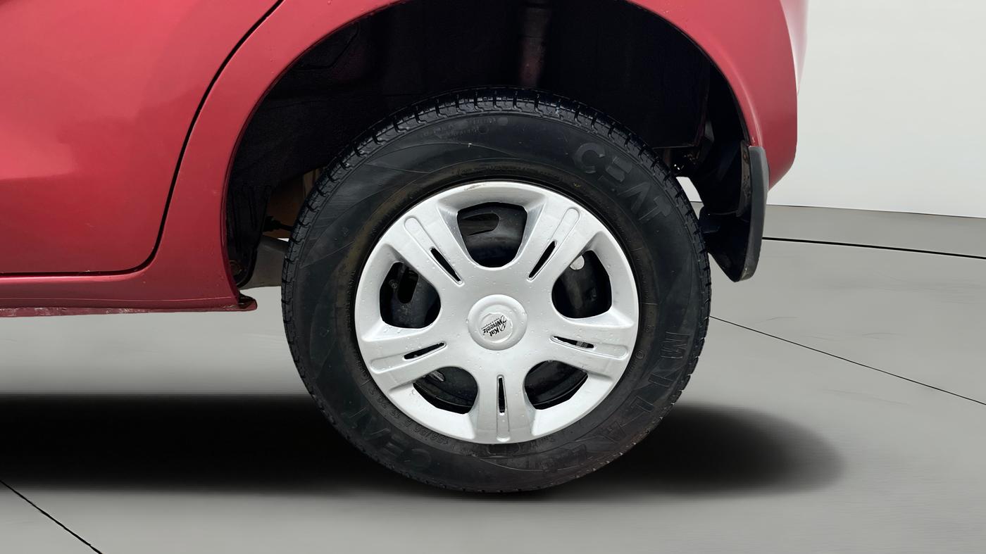 2017 Datsun Go D, Petrol, Manual, 66,602 km, Left Rear Wheel