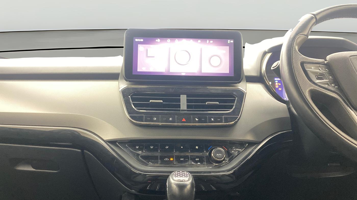 2023 Tata Safari XZA PLUS O DARK EDITION, Diesel, Automatic, 32,661 km, Air Conditioner