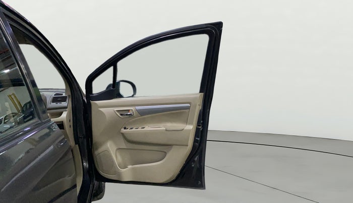 2016 Maruti Ertiga VXI AT, Petrol, Automatic, 68,424 km, RHS Front Door