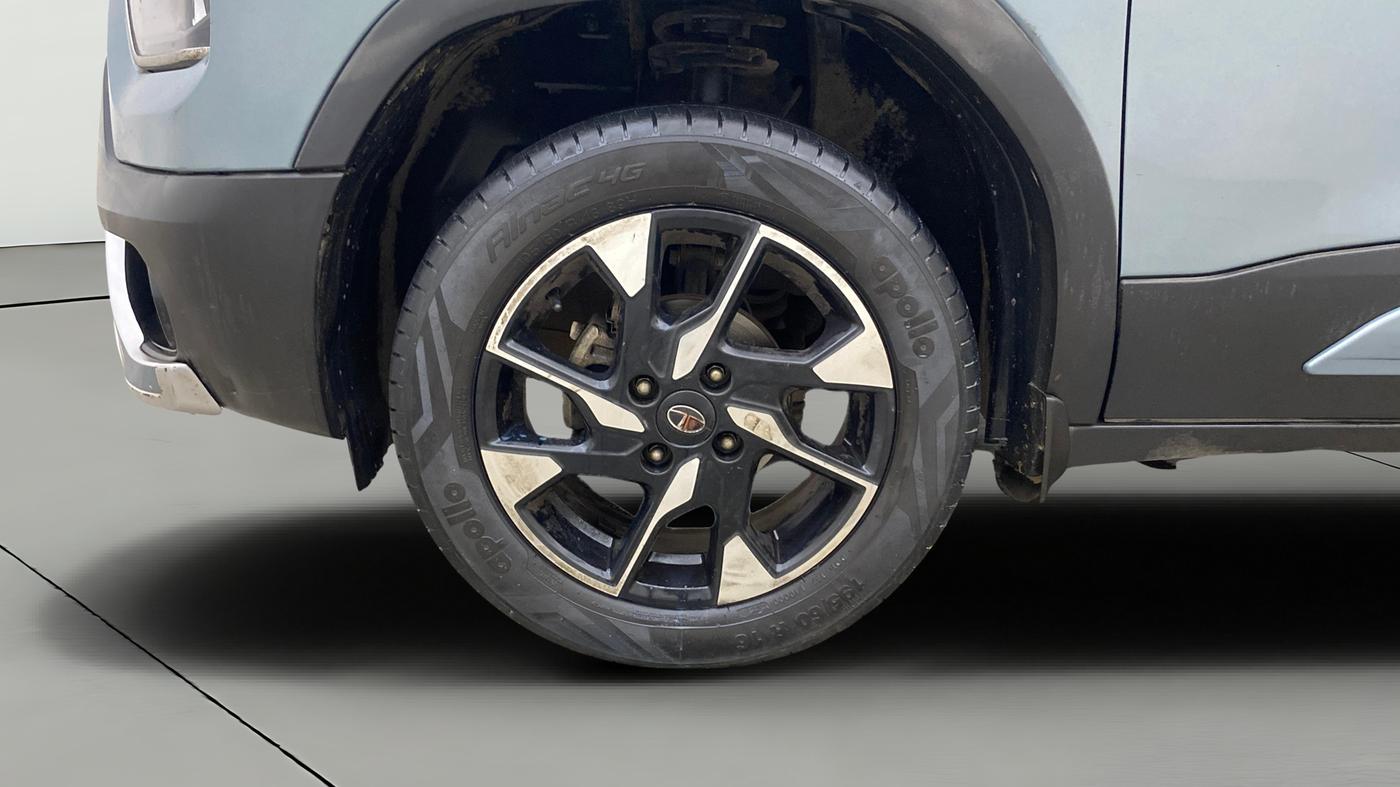 2022 Tata PUNCH CREATIVE  AMT, Petrol, Automatic, 56,088 km, Left Front Wheel