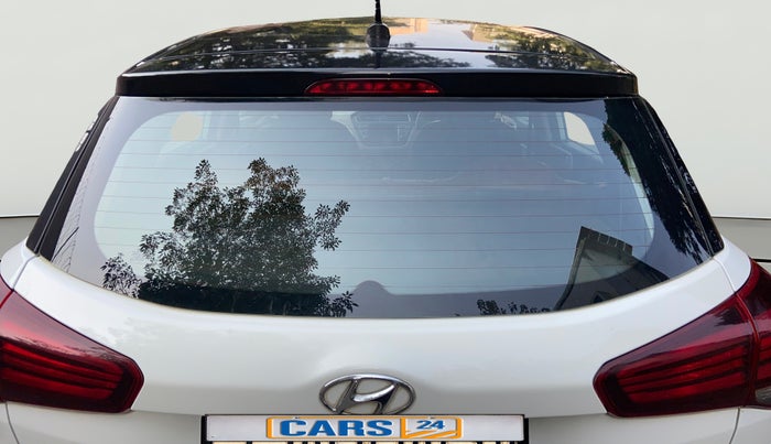 2019 Hyundai Elite i20 SPORTZ PLUS 1.2, Petrol, Manual, 50,360 km, Rear Windshield