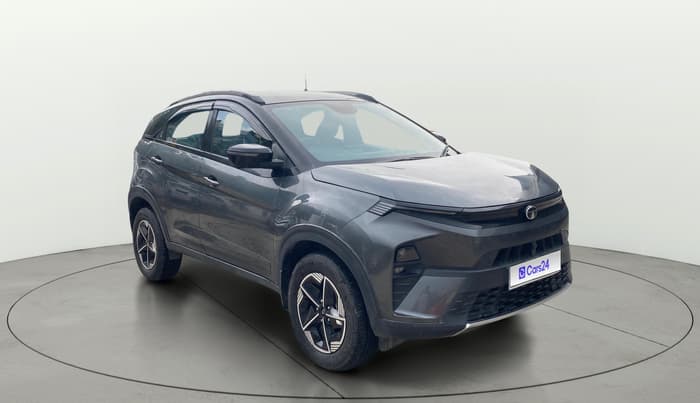 2024 Tata NEXON FEARLESS + SUNROOF DCA DUAL TONE 1.2 PETROL, Petrol, Automatic, 26,543 km, SRP