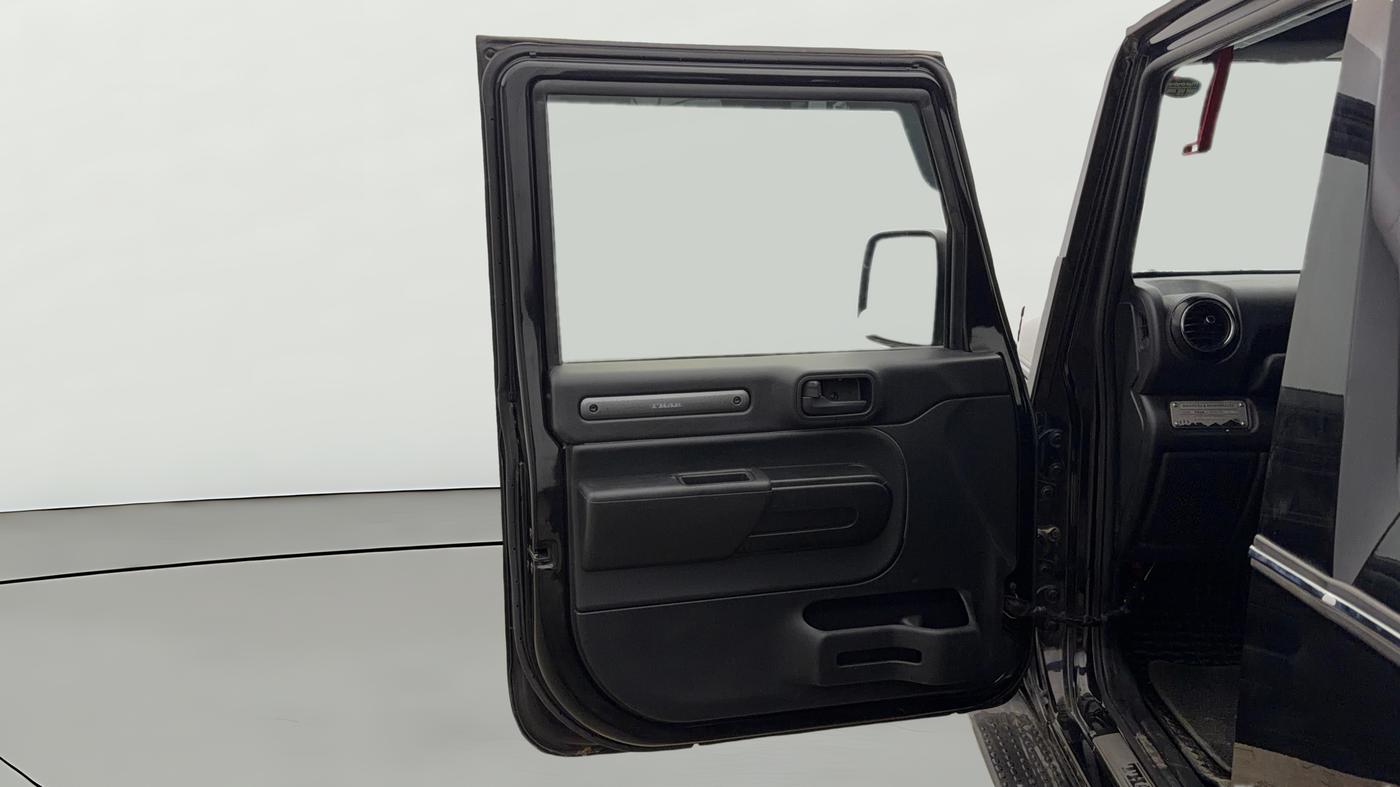 2022 Mahindra Thar LX PETROL HT 4WD AT, Petrol, Automatic, 36,737 km, LHS Front Door