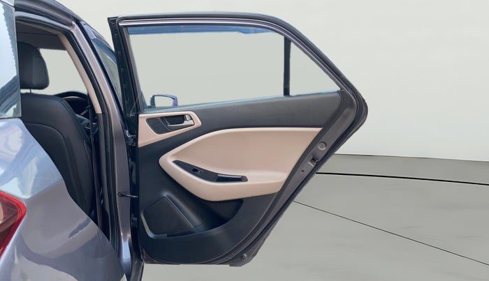 2017 Hyundai Elite i20 ASTA 1.2 (O), Petrol, Manual, 1,01,369 km, RHS Rear Door