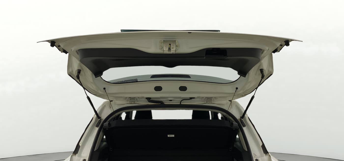 2024 Maruti BREZZA ZXI + SMART HYBRID, Petrol, Manual, 19,853 km, Boot Door Open