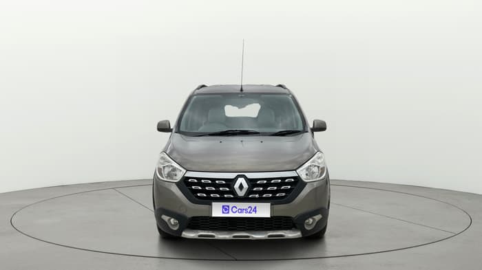 2015 Renault Lodgy 110 PS RXZ STEPWAY 7 STR, Diesel, Manual, 1,23,018 km, Front