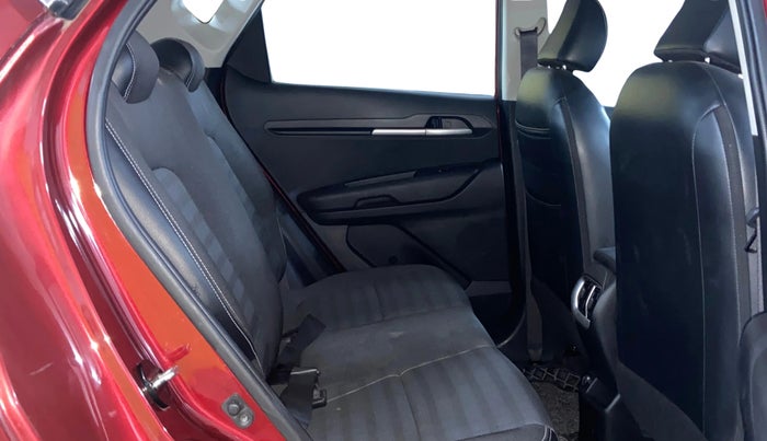 2022 KIA SONET HTK PLUS 1.2, Petrol, Manual, 22,105 km, Right Side Rear Door Cabin