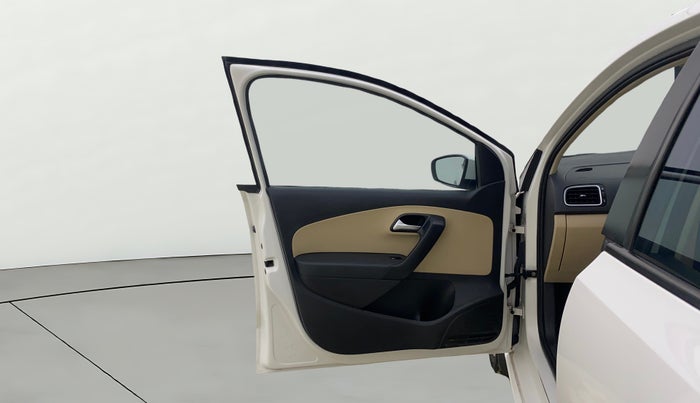 2017 Volkswagen Ameo HIGHLINE1.2L PLUS 16 ALLOY, Petrol, Manual, 83,634 km, LHS Front Door